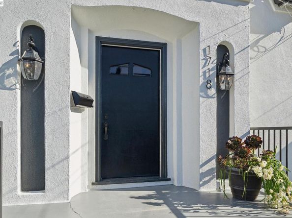 1718 High St, Alameda CA 94501