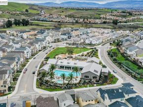 4176 Healdsburg Way, Dublin CA 94568