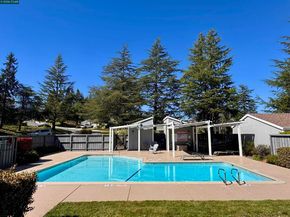 31 Ascot Place, Moraga CA 94556