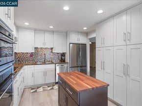 2100 Skycrest Dr 12, Walnut Creek CA 94595