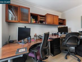 2100 Skycrest Dr 12, Walnut Creek CA 94595