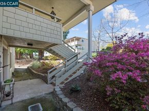 2100 Skycrest Dr 12, Walnut Creek CA 94595