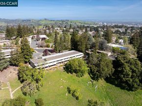 2100 Skycrest Dr 12, Walnut Creek CA 94595