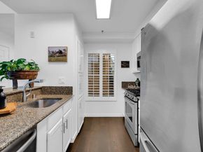 180 Caldecott 314, Oakland CA 94618