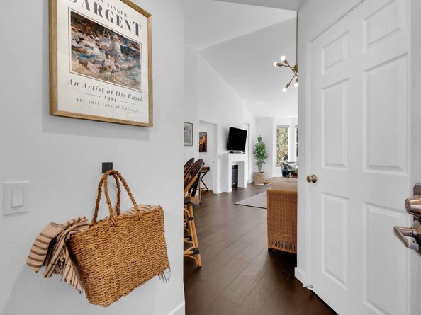 180 Caldecott 314, Oakland CA 94618