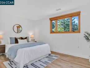 916 Calle Verde, Martinez CA 94553