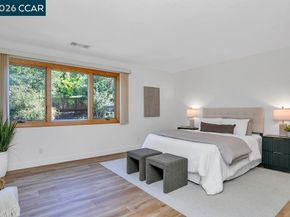 916 Calle Verde, Martinez CA 94553