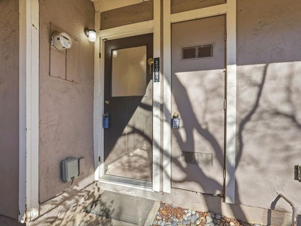 21091 Red Fir Ct, Cupertino CA 95014