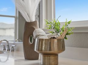 477 Mitchell Ave, Alameda CA 94501