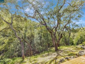 4 Julianna Ct, Moraga CA 94556