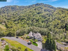 4 Julianna Ct, Moraga CA 94556