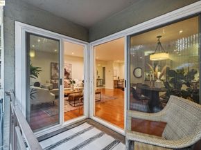 22 Moss Ave 107, Oakland CA 94610