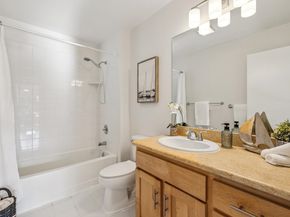 20 Marina Lakes Dr, Richmond CA 94804