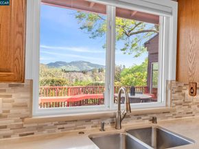 2081 Essenay Ave, Walnut Creek CA 94597