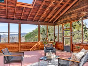 2081 Essenay Ave, Walnut Creek CA 94597