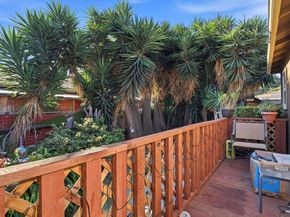 127 Hampton Rd, Hayward CA 94541