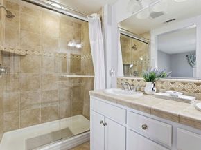 196 Heligan Ln 4, Livermore CA 94551