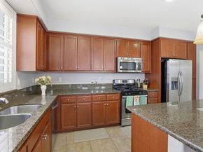 196 Heligan Ln 4, Livermore CA 94551