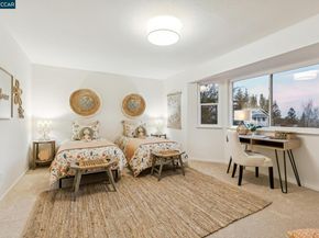 53 Paso Nogal Ct, Pleasant Hill CA 94553