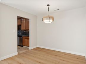 1042 Mangrove Ln, Alameda CA 94502