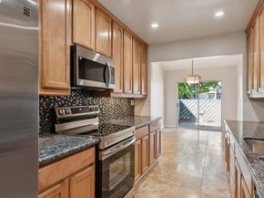 1042 Mangrove Ln, Alameda CA 94502
