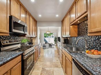 1042 Mangrove Ln