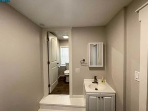 2910 Almond St, Martinez CA 94553