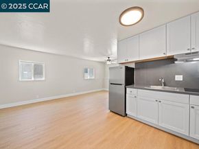2910 Almond St, Martinez CA 94553