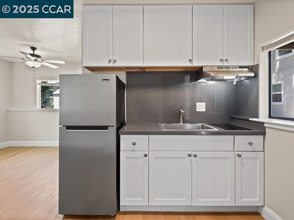 2910 Almond St, Martinez CA 94553
