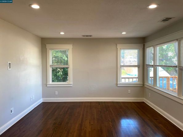 2910 Almond St, Martinez CA 94553