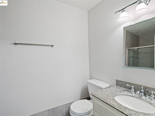 360 Vernon St 216, Oakland CA 94610