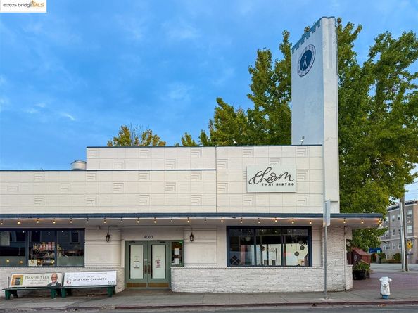 360 Vernon St 216, Oakland CA 94610