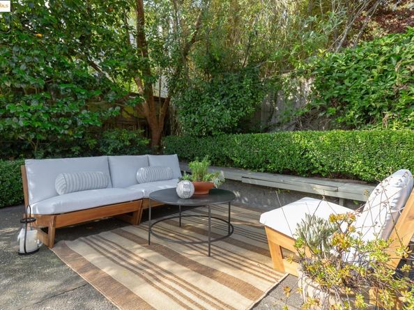 28 Kensington Ct, Kensington CA 94707
