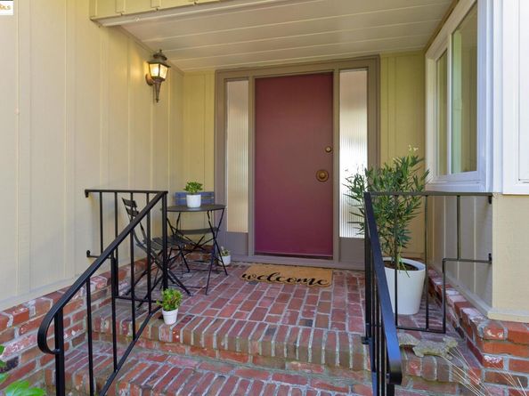 28 Kensington Ct, Kensington CA 94707