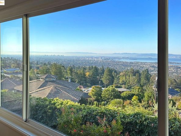 28 Kensington Ct, Kensington CA 94707