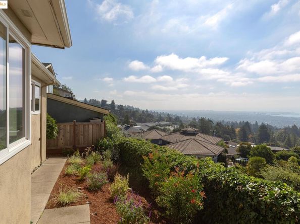 28 Kensington Ct, Kensington CA 94707