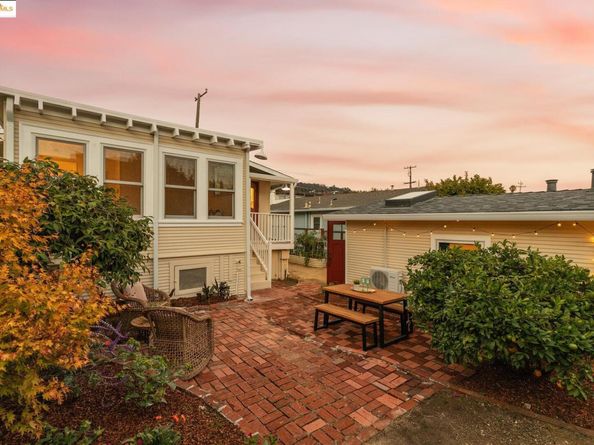 2941 Madeline St, Oakland CA 94602