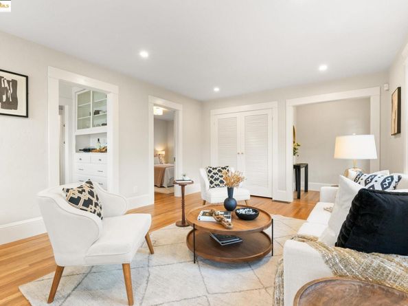 2941 Madeline St, Oakland CA 94602