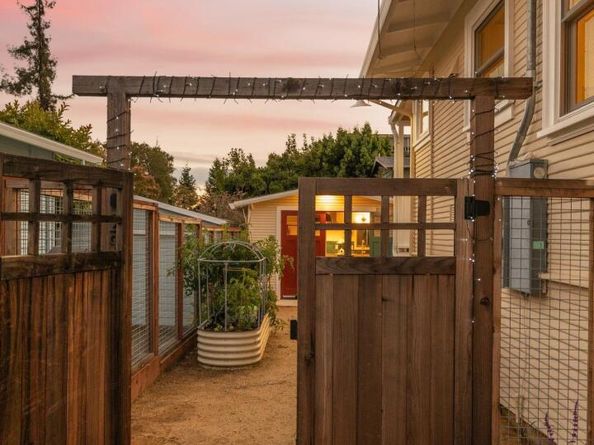 2941 Madeline St, Oakland CA 94602