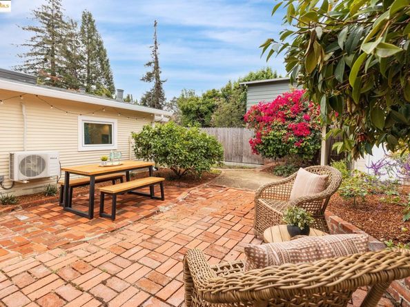 2941 Madeline St, Oakland CA 94602