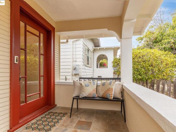 2941 Madeline St, Oakland CA 94602