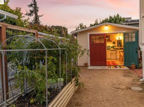 2941 Madeline St, Oakland CA 94602