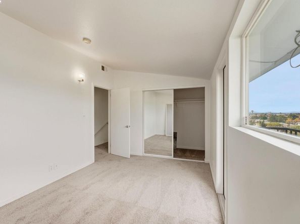 9455 Macarthur Blvd, Oakland CA 94605