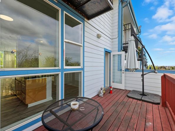 9455 Macarthur Blvd, Oakland CA 94605