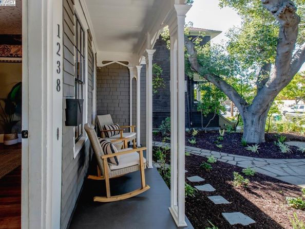 1238 Versailles Ave, Alameda CA 94501