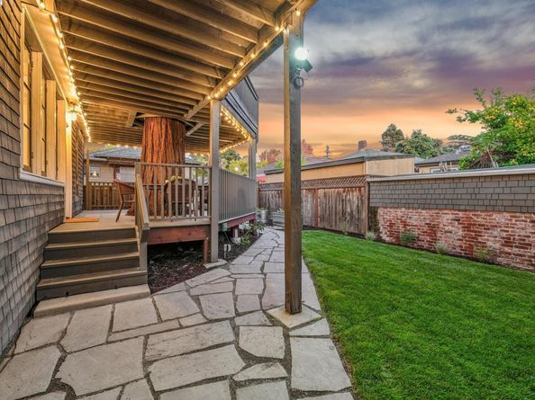 1238 Versailles Ave, Alameda CA 94501