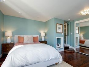 1238 Versailles Ave, Alameda CA 94501