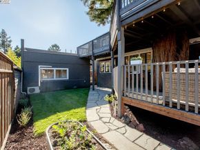 1238 Versailles Ave, Alameda CA 94501