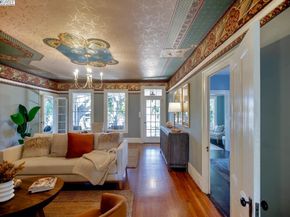 1238 Versailles Ave, Alameda CA 94501