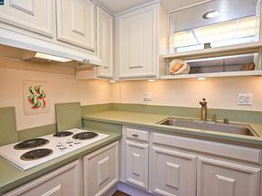 1361 Singingwood Ct 7, Walnut Creek CA 94595